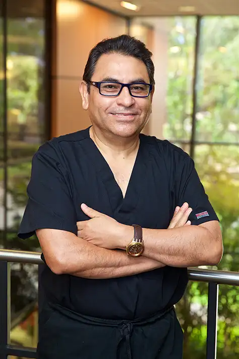 Dr. Oscar Perez Laboratory Director